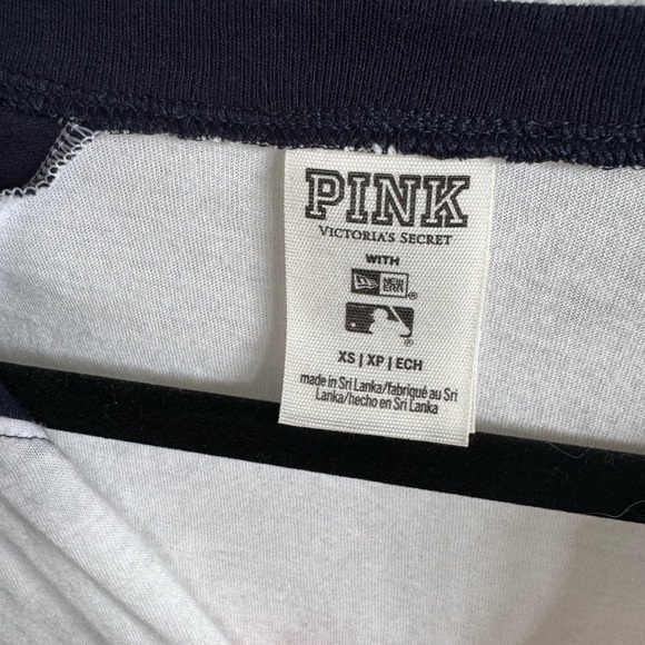 Victoria's Secret PINK Detroit tigers Graphic Tee long sleeve - Picture 2 of 3